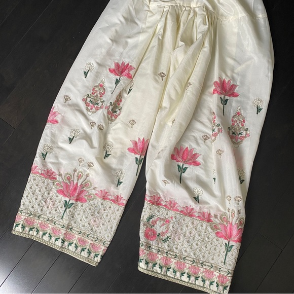 Ali Xeeshan Gul Bahar - Picture 15 of 16